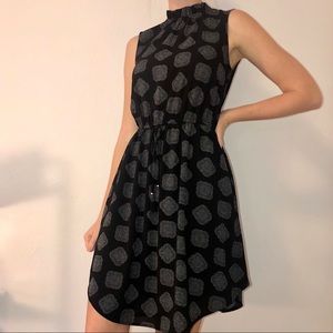 H&M Crepe Dress High-Neck Sleeveless Dress